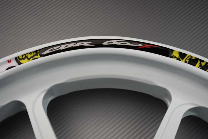 Stickers bordo cerchioni HONDA - Logo CBR 600F Stickers bordo cerchioni HONDA - Logo CBR 600F
