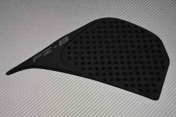Protezione laterale antiscivolo serbatoio Yamaha FAZER 800 & FZ8 2010 - 2015 Protezione laterale antiscivolo serbatoio Yamaha FAZER 800 & FZ8 2010 - 2015