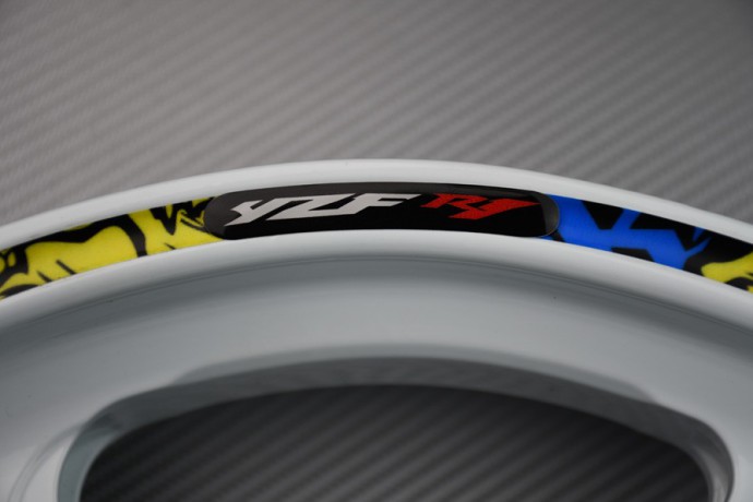 Stickers para borde de llantas YAMAHA - Logotipo YZF R1 Stickers para borde de llantas YAMAHA - Logotipo YZF R1