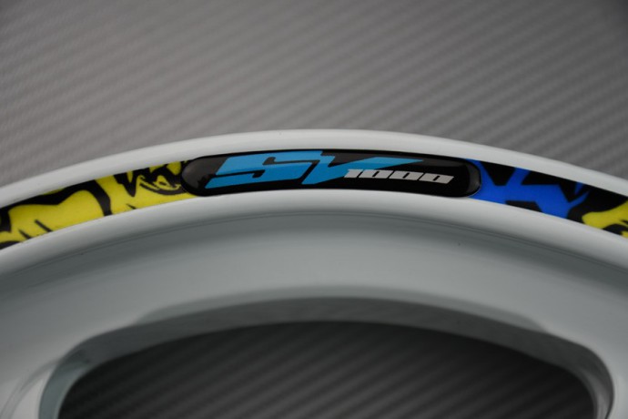 Stickers bord de jantes SUZUKI - Logo SV 1000