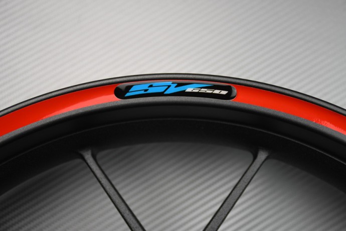 Stickers bord de jantes SUZUKI - Logo SV 650 Stickers bord de jantes SUZUKI - Logo SV 650