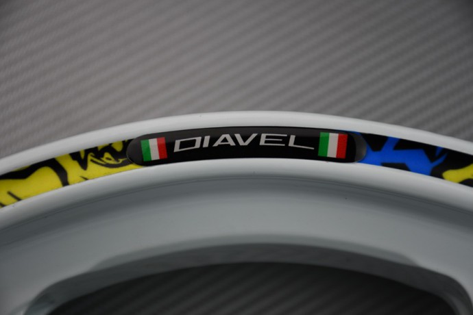 Stickers bordo cerchioni DUCATI - Logo DIAVEL
