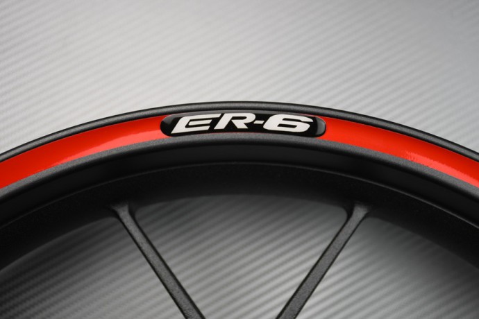 Motorrad Felgenrandaufkleber KAWASAKI - Logo ER6 Motorrad Felgenrandaufkleber KAWASAKI - Logo ER6