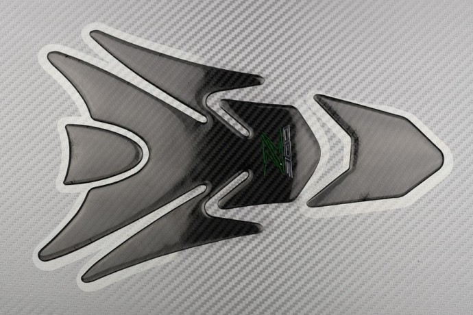 KIT Adesivo Protezione Serbatoio+ Tappo Kawasaki Z900 KIT Adesivo Protezione Serbatoio+ Tappo Kawasaki Z900