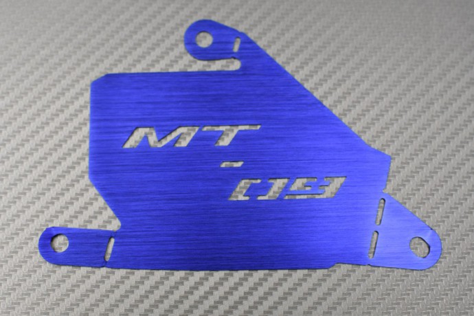 Embellecedores bocas entrada de aire con sigla YAMAHA MT-09 TRACER / TRACER 900 2015 - 2021 Embellecedores bocas entrada de aire con sigla YAMAHA MT-09 TRACER / TRACER 900 2015 - 2021