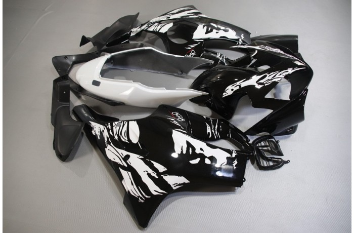 Carénage complet HONDA CBR 600 F / FI 2001 - 2006 Carénage complet HONDA CBR 600 F / FI 2001 - 2006