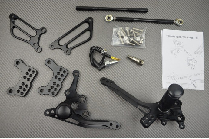 Estriberas retrasadas regulables TRIUMPH DAYTONA / SPRINT RS / SPEED TRIPLE 955 / 1050 1997 - 2010
