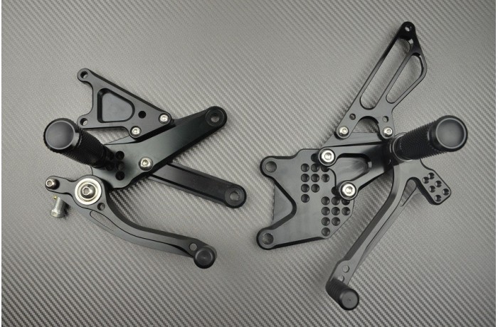 Fussrastenanlage TRIUMPH DAYTONA / SPRINT RS / SPEED TRIPLE 955 / 1050 1997 - 2010
