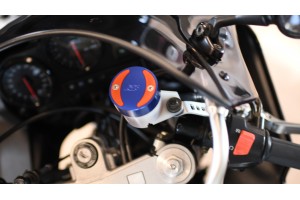 Bouchon bocal frein Avant BENELLI / MOTO MORINI - UNIK by Avdb Bouchon bocal frein Avant BENELLI / MOTO MORINI - UNIK by Avdb