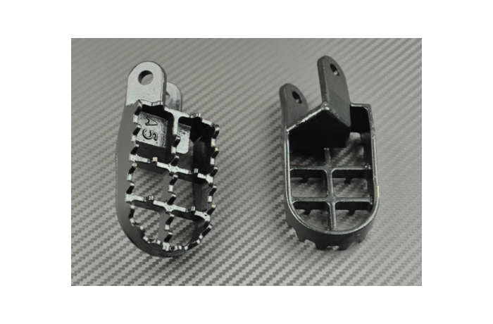 PAIR of dirtbike footrests Honda XR 250 400 600 650