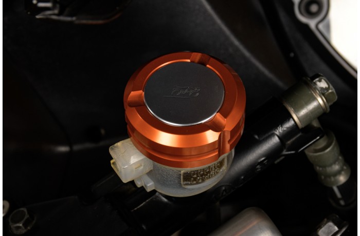 Tapón del depósito freno MV AGUSTA - UNIK By Avdb Tapón del depósito freno MV AGUSTA - UNIK By Avdb