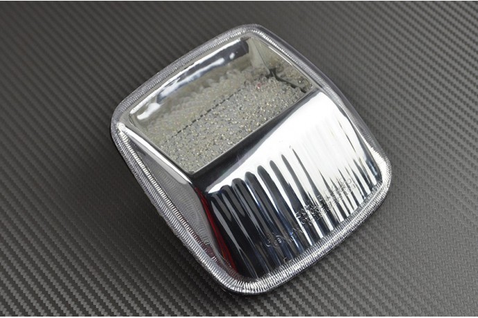 Feu stop Led Clignotants Intégrés Harley Davidson DEUCE Feu stop Led Clignotants Intégrés Harley Davidson DEUCE