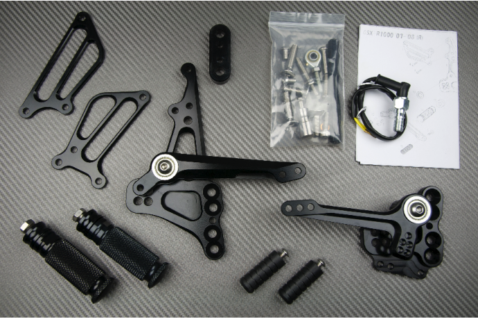 Platines Commandes Reculées SUZUKI GSXR 1000 2007 - 2008 Platines Commandes Reculées SUZUKI GSXR 1000 2007 - 2008
