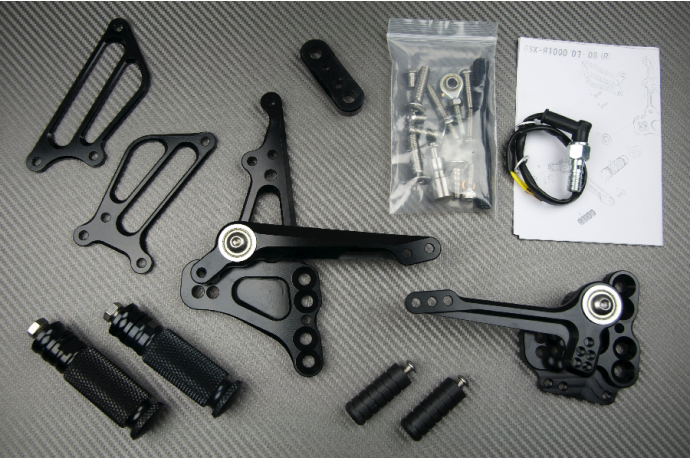 Pedane arretrate regolabili SUZUKI GSXR 1000 2007 - 2008 Pedane arretrate regolabili SUZUKI GSXR 1000 2007 - 2008