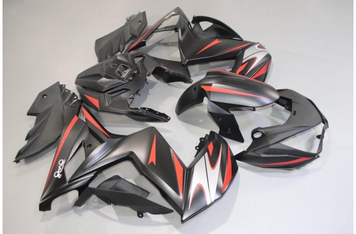 Komplette Motorradverkleidung KAWASAKI Z250 / Z300 2015 - 2018 Komplette Motorradverkleidung KAWASAKI Z250 / Z300 2015 - 2018