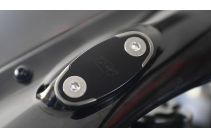 Rearview Mirrors Block Off Plates TRIUMPH DAYTONA 675 / R - UNIK by Avdb Rearview Mirrors Block Off Plates TRIUMPH DAYTONA 675 / R - UNIK by Avdb